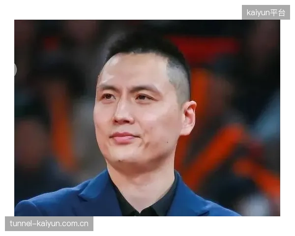 常规赛冠军上海队坐拥联盟第一战绩，主帅卢伟的战术体系将迎战北京队的挑战。